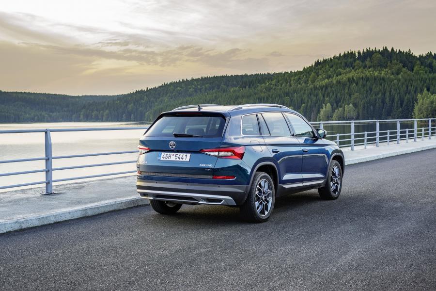  Skoda Kodiaq Scout 2017 года  (WW) (фото 2 из 61)
